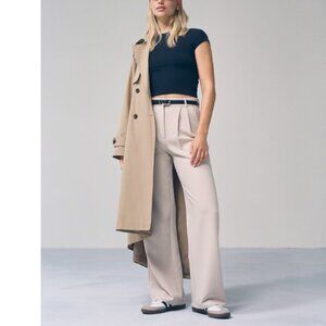 Abercrombie Sloane Tailored Wide Leg Pant in Beige - Size 30L